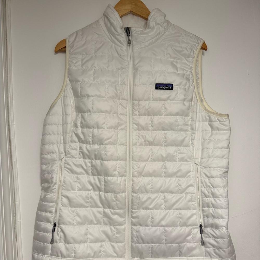 Patagonia White Quilted Women's Lightweight Vest